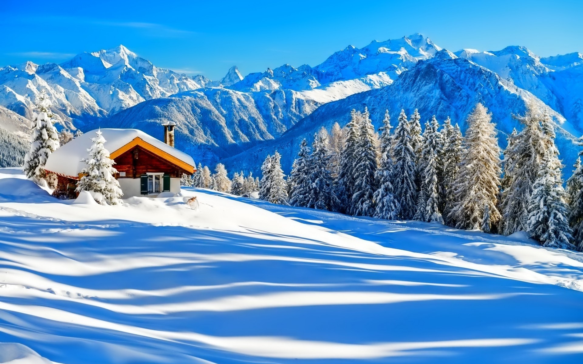 зима снег горы холодная лед курорт древесины горный пик альпийская шале живописный снежное избушка мороз горнолыжный курорт замороженные лес пейзаж зимний пейзаж
