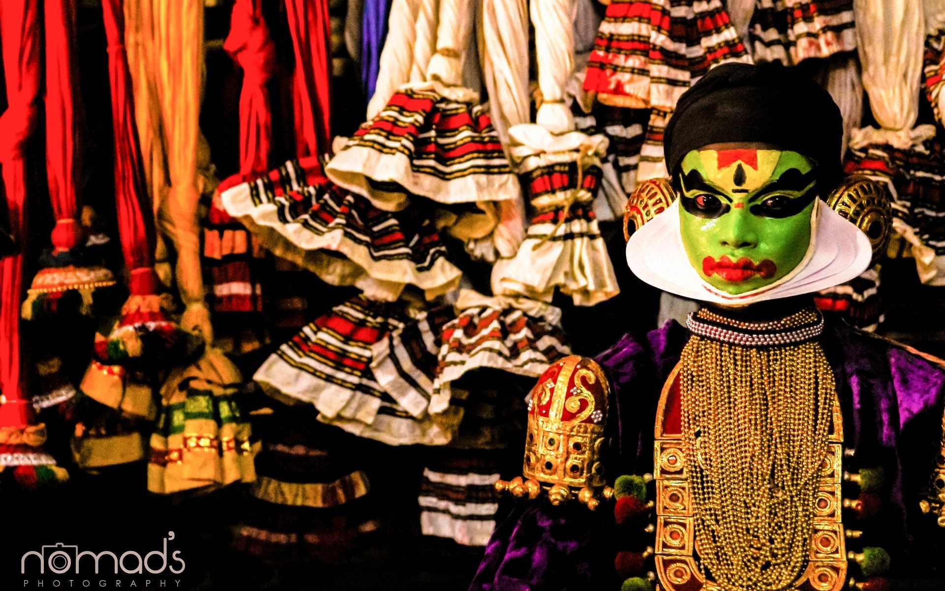 винтаж рынок акции сувенир носить продажа магазины висит продать базар магазин традиционные женщина коренные костюм платье