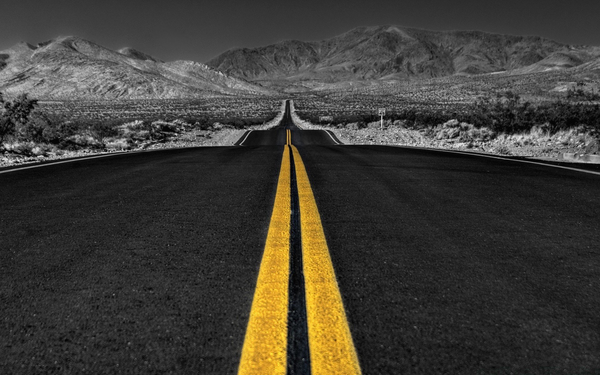 черное дорога шоссе асфальт пейзаж пустыня путешествия улица транспортная система горы небо долго природа руководство прям хорды пустые