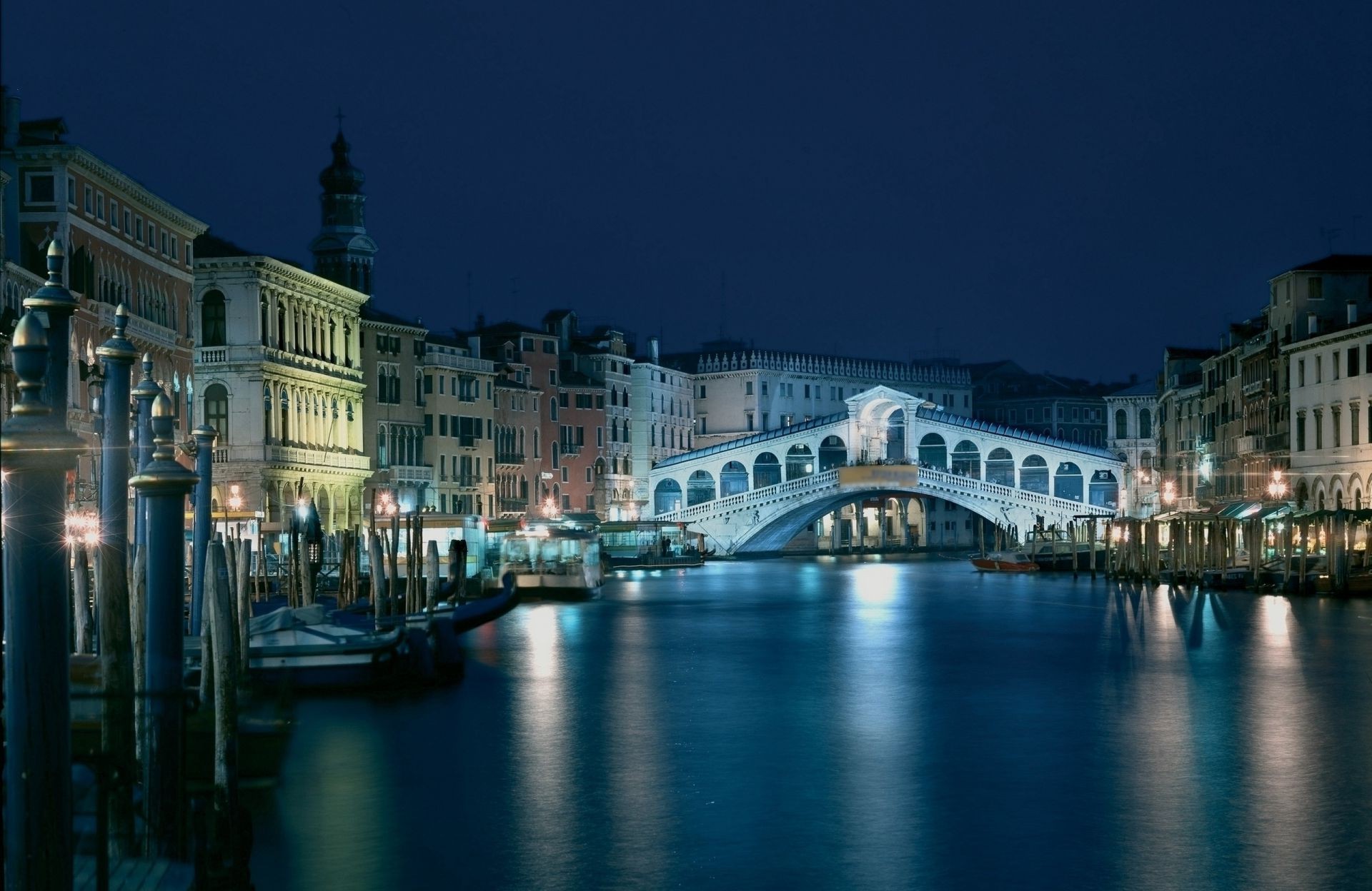 мосты воды архитектура канал путешествия мост город река дом отражение на открытом воздухе венецианец туризм сумрак небо гондолы