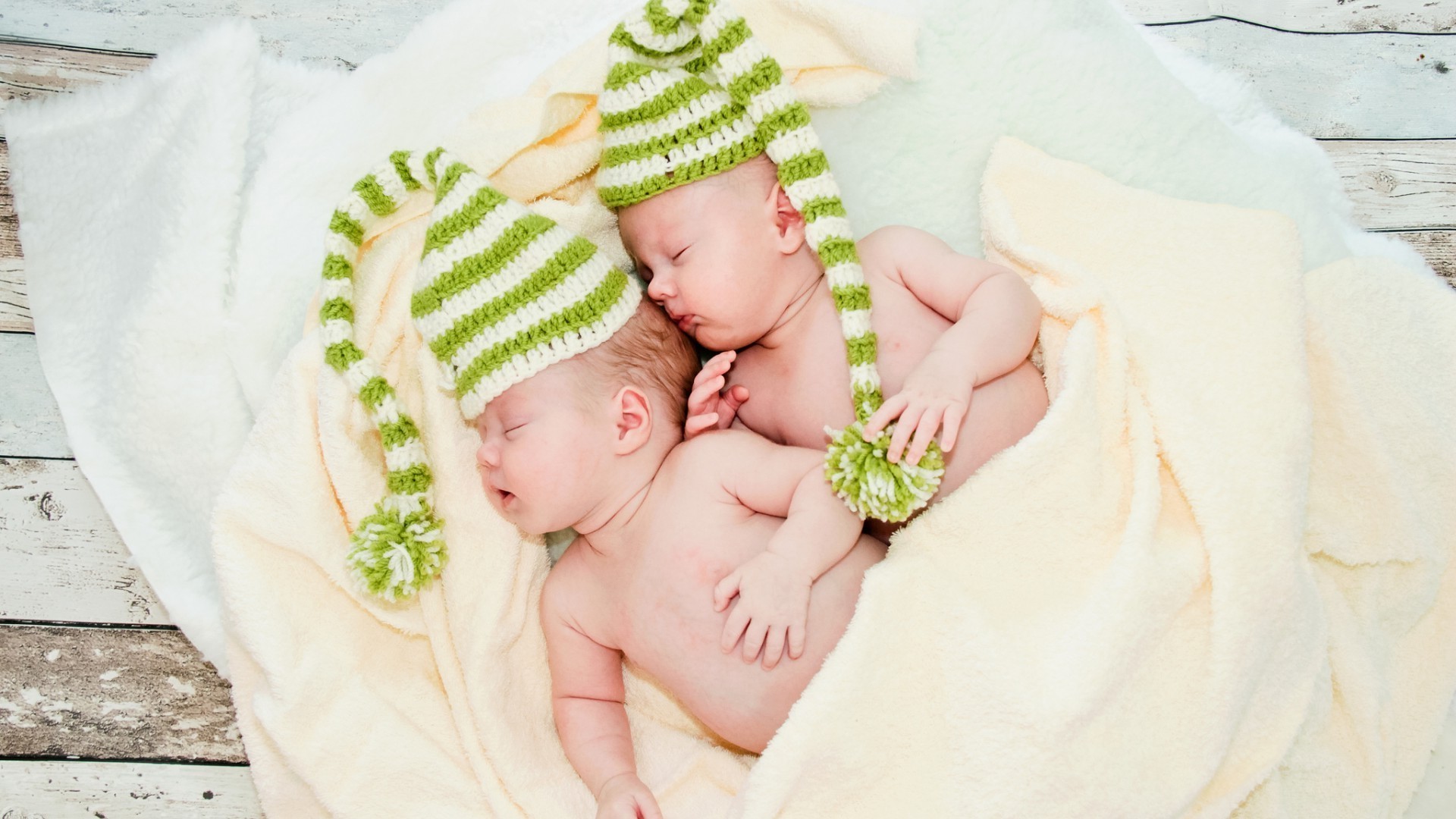 спящие дети любовь ребенок ребенок новорожденный семья мало милые кровать релаксация невинность в помещении
