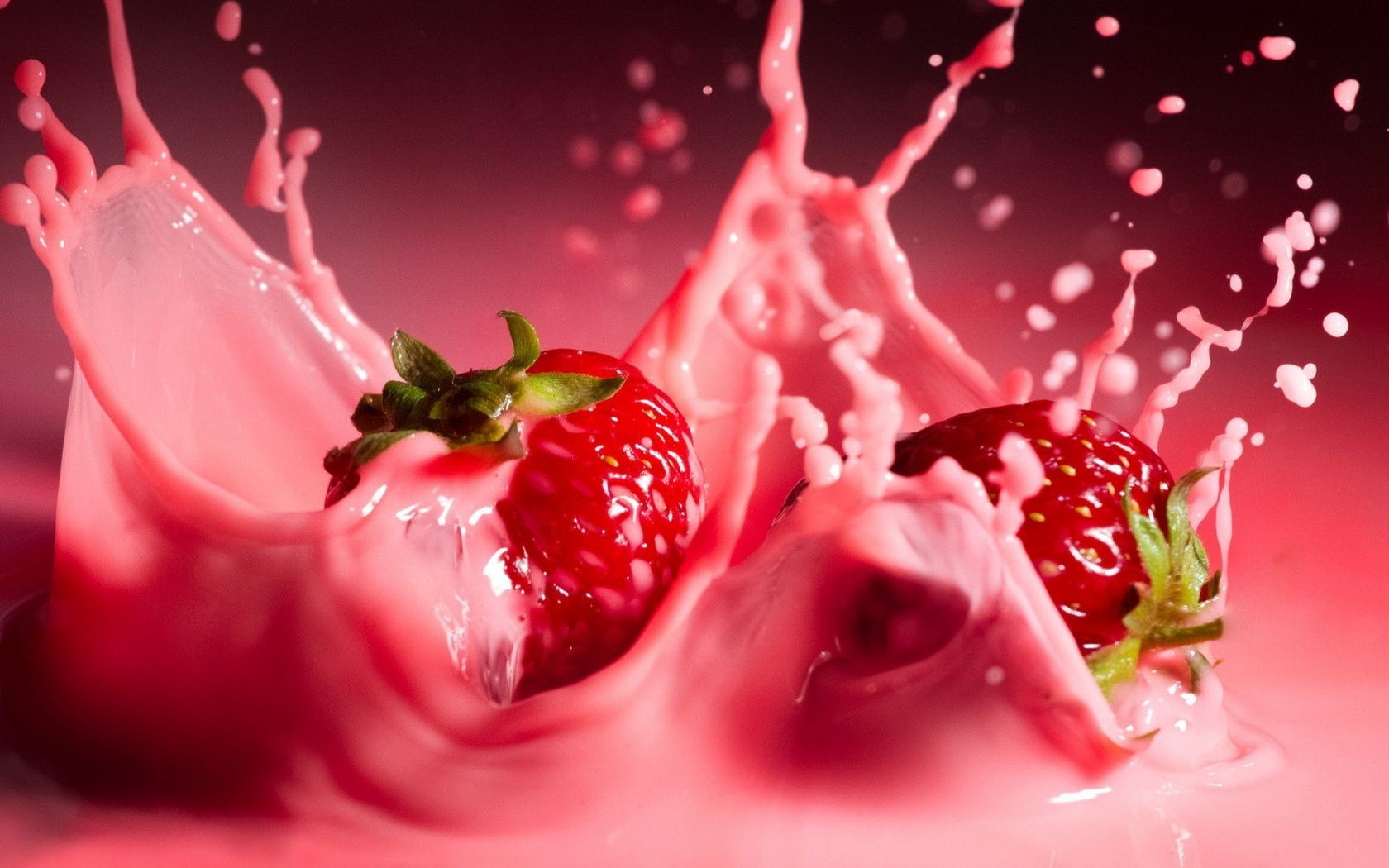 ягоды сладкий крем клубничный падение еда фрукты сливочный ягодка йогурт свежесть молоко
