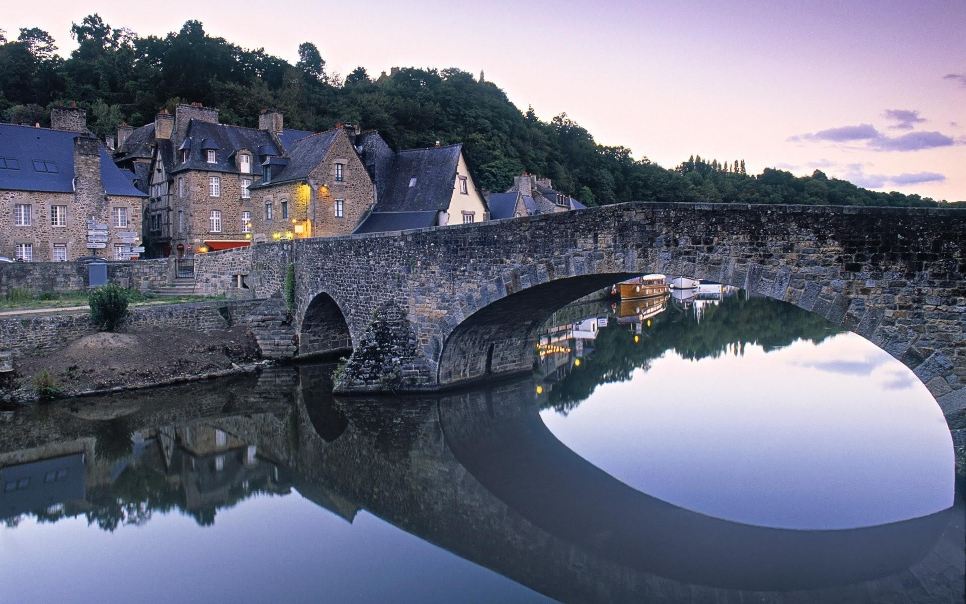 francja architektura podróże miasto zamek miasto wody gotycki dom niebo na zewnątrz krajobraz turystyka twierdza rzeka fortyfikacja dom punkt orientacyjny stary