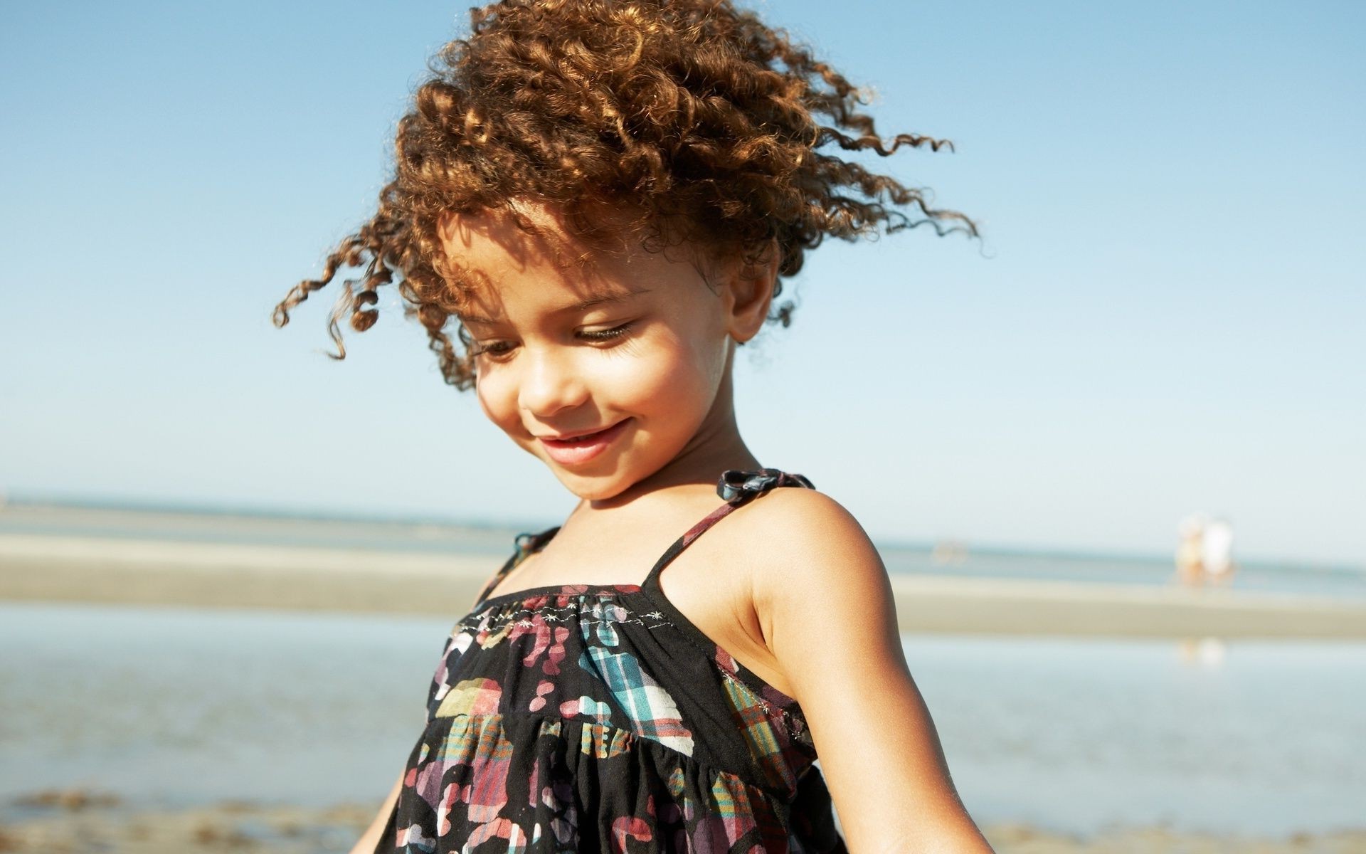 enfants dans la nature plage été mer enfant eau loisirs voyage sable plaisir océan vacances mer ciel à l extérieur beau temps nature plaisir soleil détente loisirs