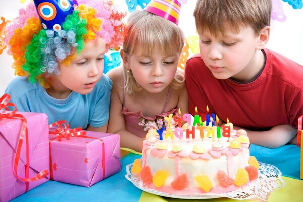 Babygeburtstag, süße Kinder