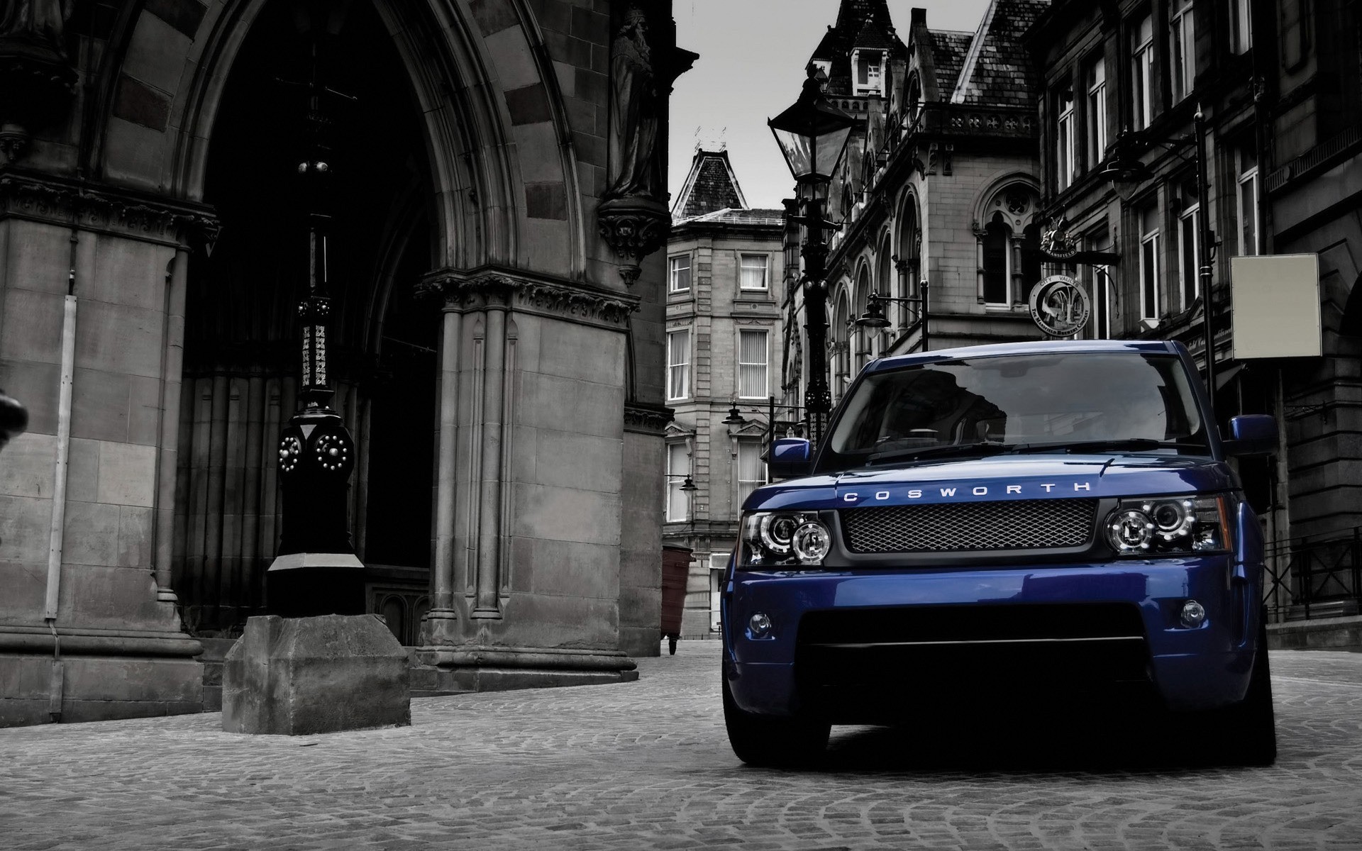 range rover street city monochrome travel architecture outdoors building urban pavement