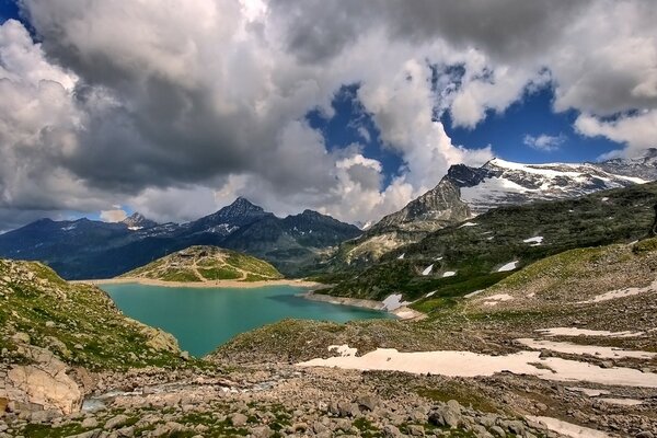 Die Berge von Tibet auf dem Desktop