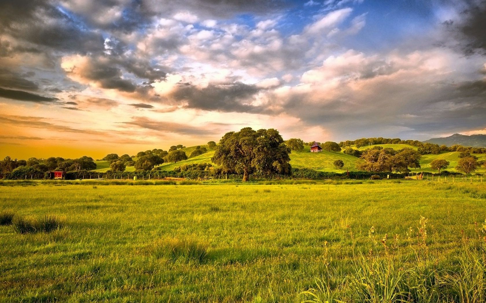 sommer landschaft feld natur landwirtschaft des ländlichen himmel landschaft bauernhof gras sonne weide sonnenuntergang im freien baum gutes wetter heuhaufen land wolke