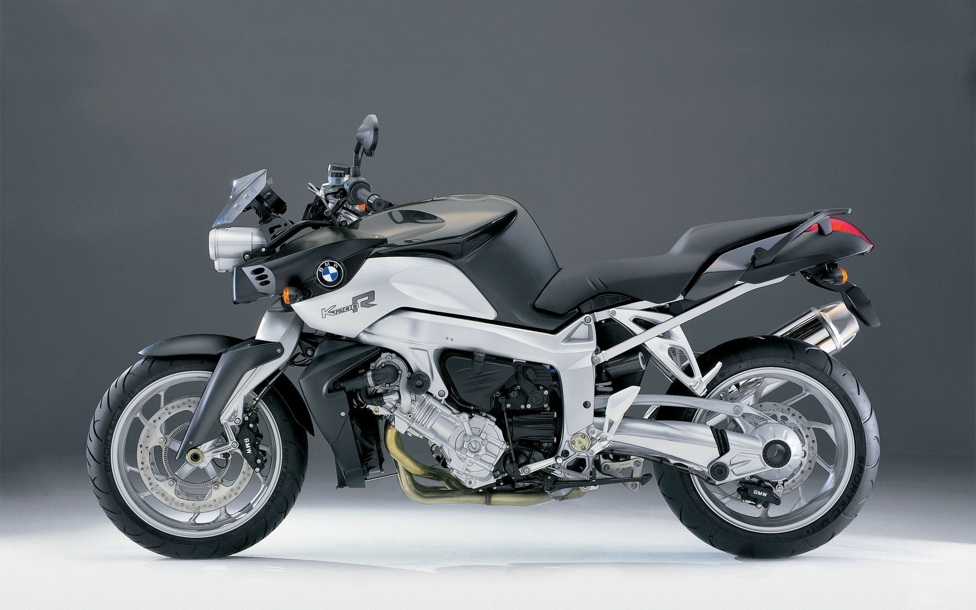 bmw bike vehicle wheel drive fast power race transportation system motorbike hurry chrome machine