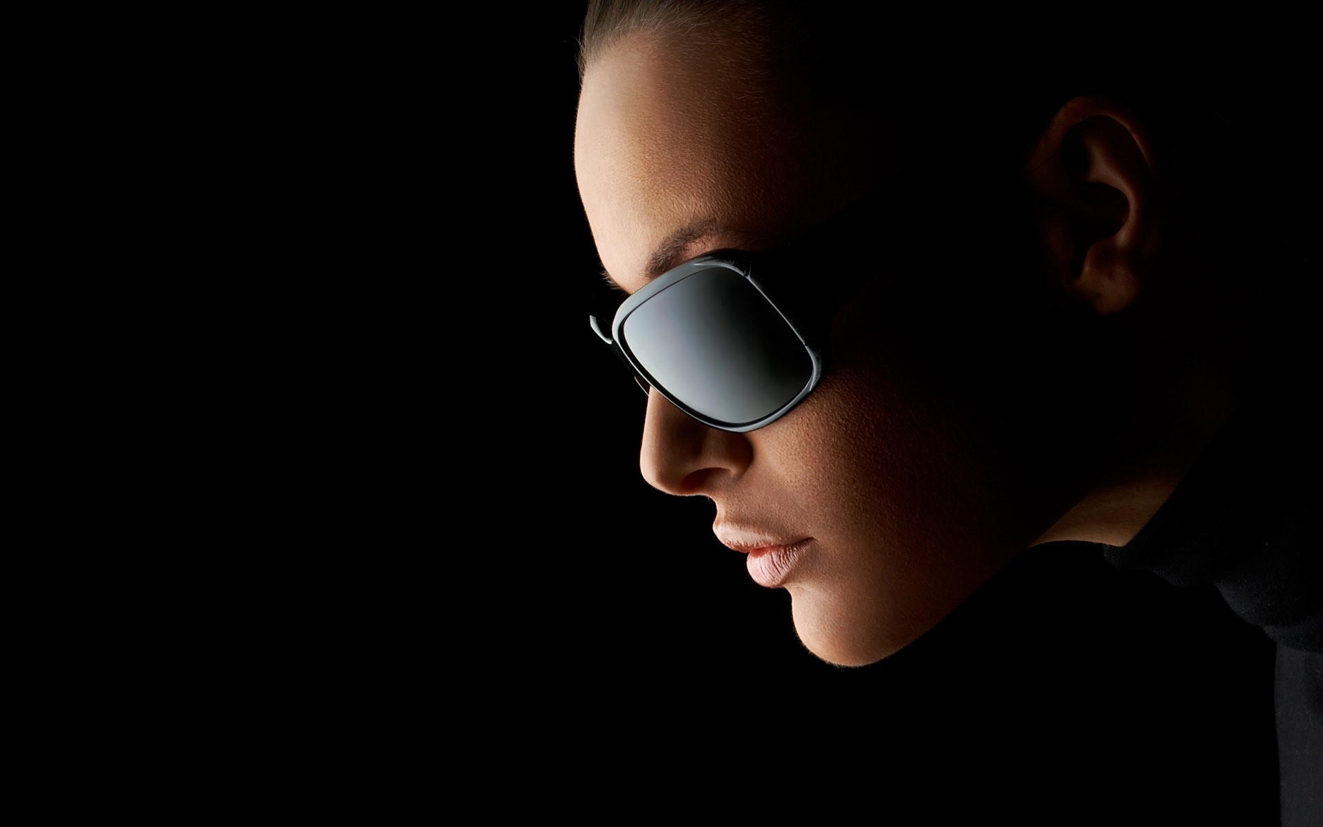 портрет девушка темный лицо женщина ребенок один студия человек мода взрослый солнцезащитные очки