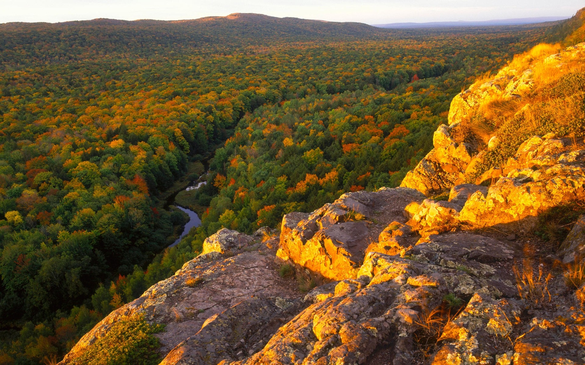 automne automne en plein air voyage paysage nature scénique feuille montagnes arbre lumière du jour rock ciel