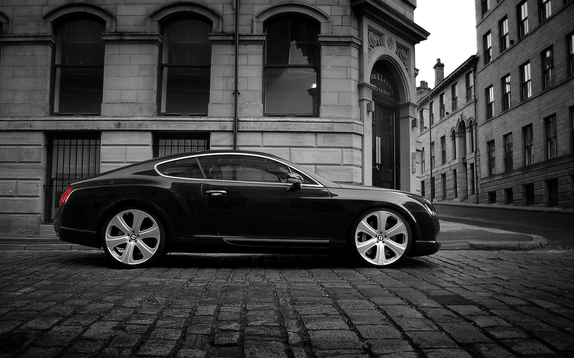 bentley auto straße bürgersteig auto klassisch stadt architektur städtisch transportsystem alt räder straße vintage monochrom reisen bentley gts