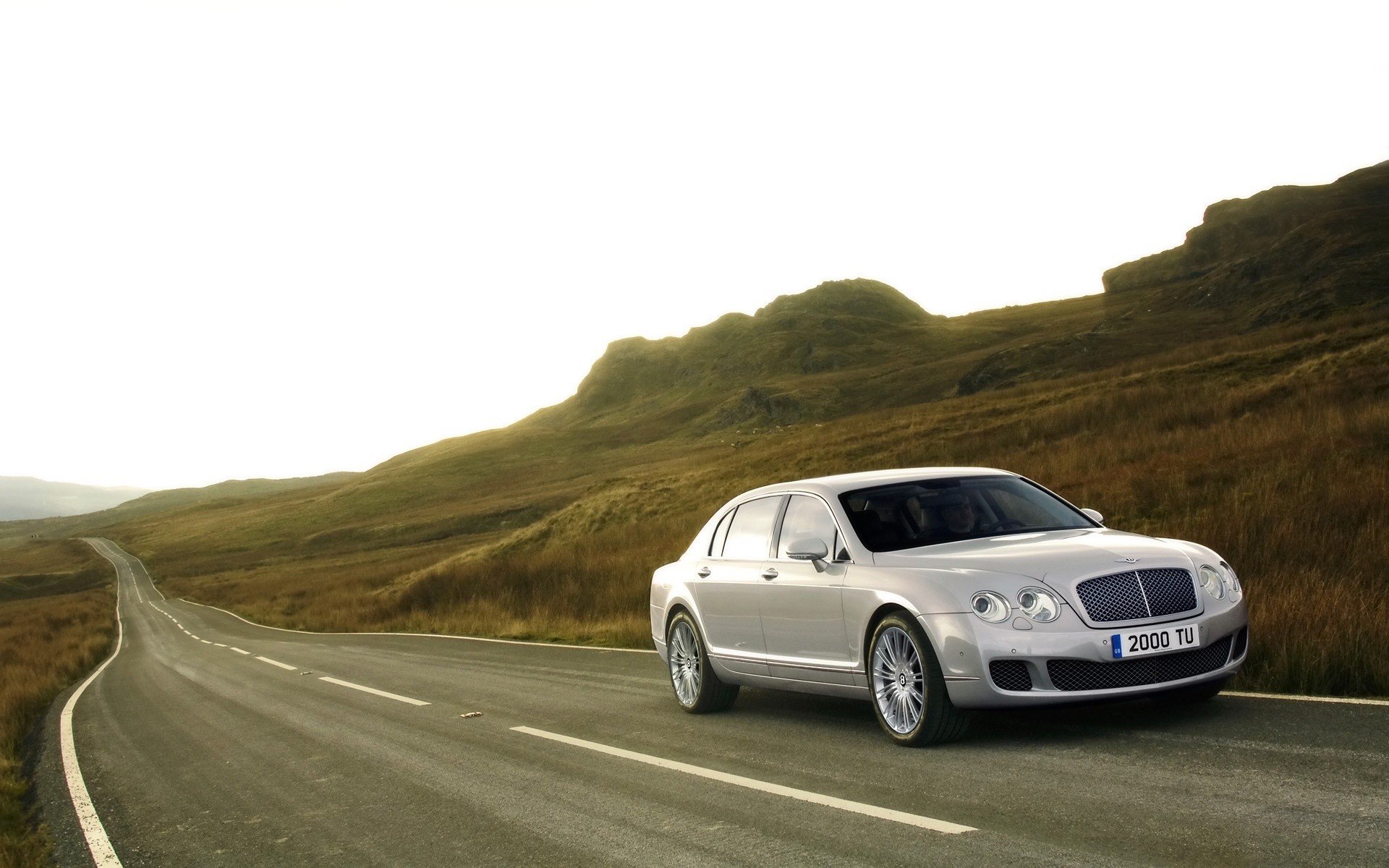 bentley route asphalte voiture dépêchez-vous noir trottoir voyage système de transport paysage autoroute rapide bentley flying spur