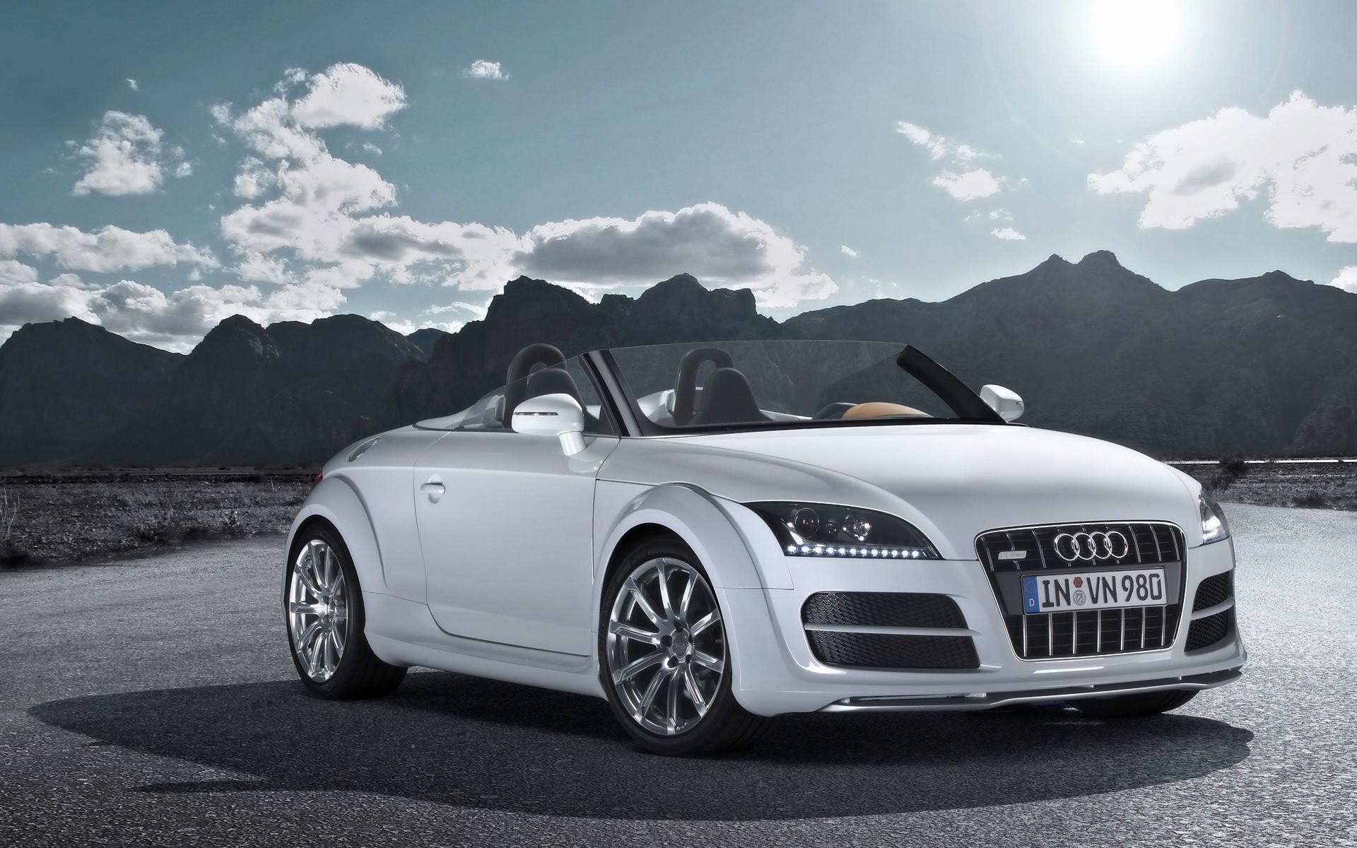 audi coche coche sistema de transporte rápido negro unidad mediodía automotriz ruedas asfalto prisa convertible acera coupé audi tt