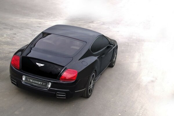 Ein schnelles, modernes Bentley-Auto