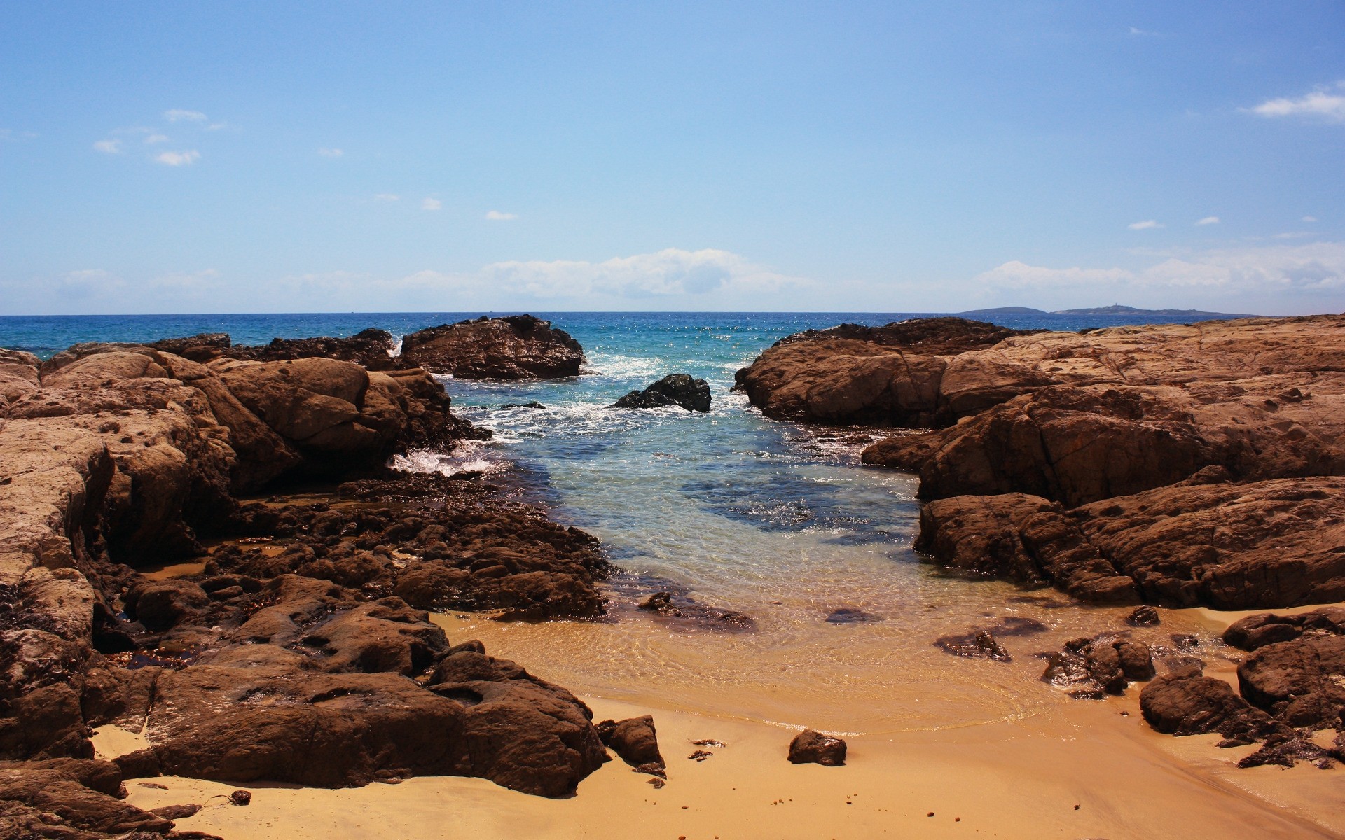 inne miasta morza wody morze plaża ocean podróże piasek rock niebo krajobraz surf na zewnątrz sceniczny natura krajobraz rocky zachód słońca