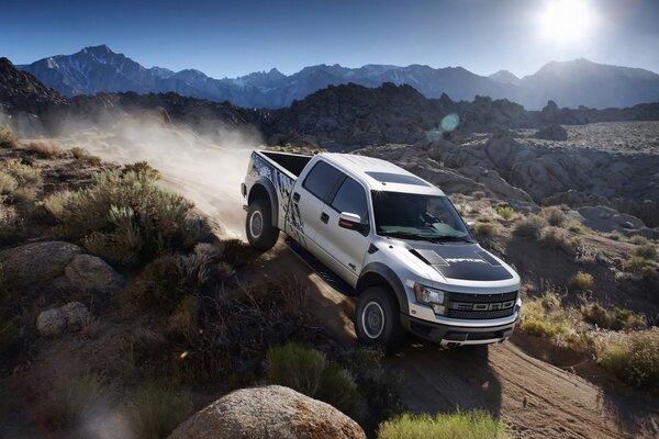 Voiture ford. Conçu pour voyager