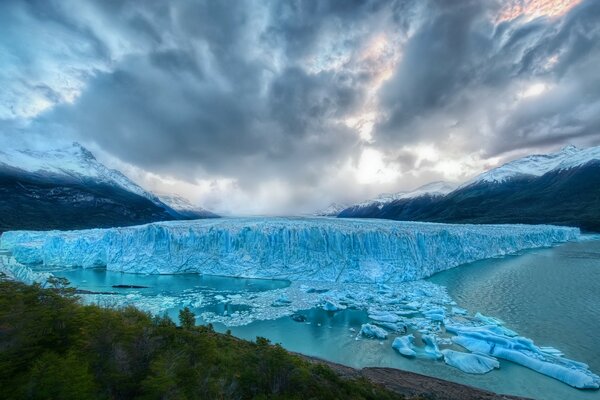 Winter ice iceberg landscape