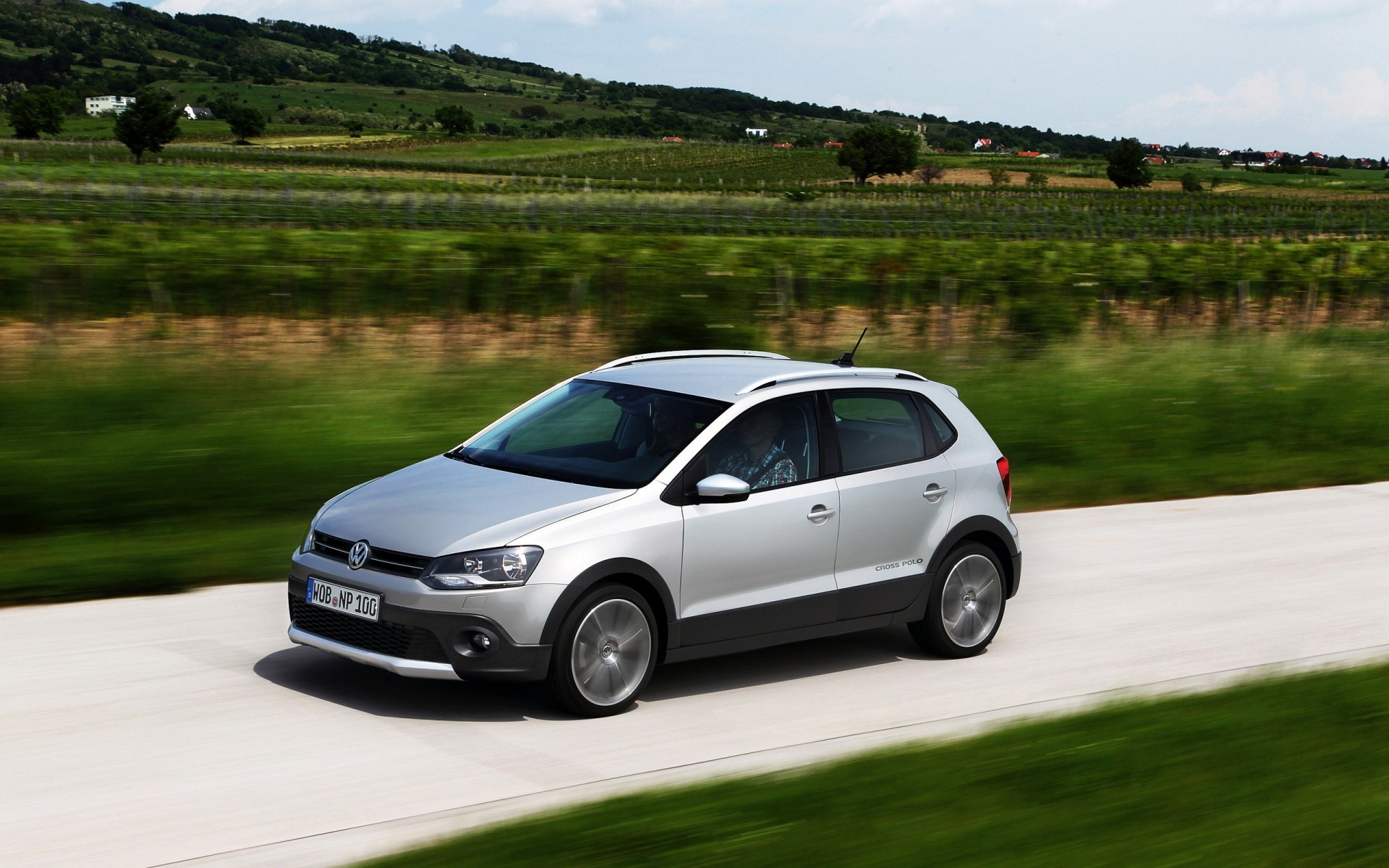 volkswagen coche coche unidad asfalto sistema de transporte ruedas carretera negro rápido automotriz prisa acera acción conductor