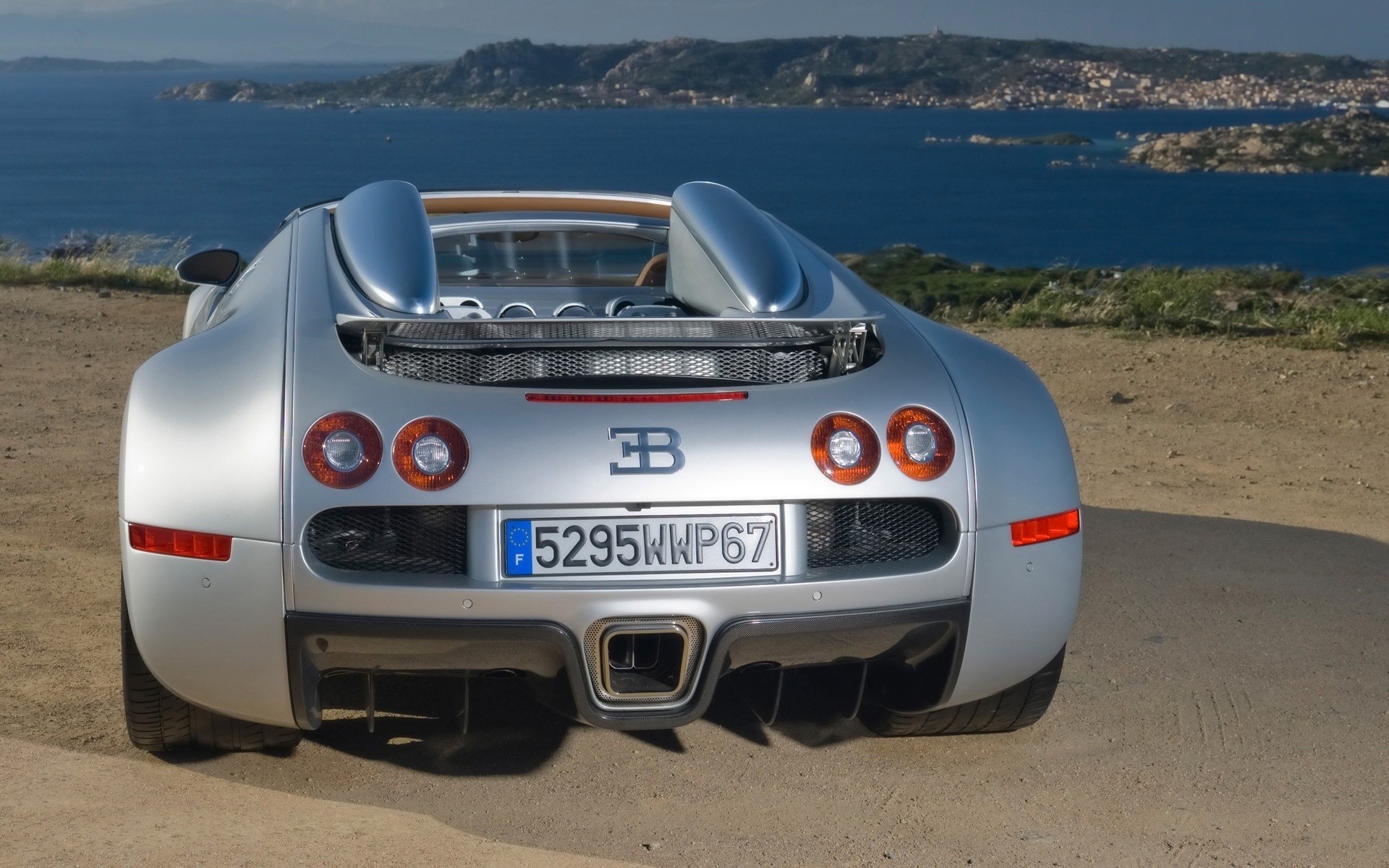 bugatti araba araba ulaşım sistemi sürücü yarış yarışma acele et seyahat bugatti veyron bugatti veyron konvertibl