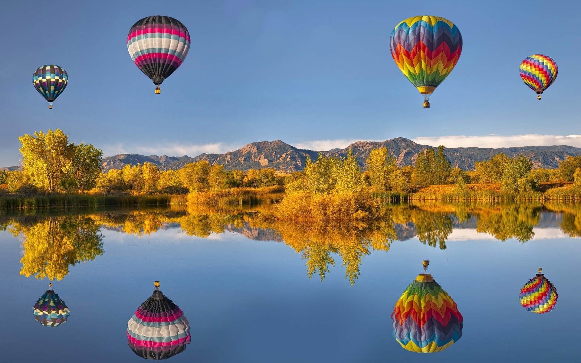 sports balloon hot-air balloon swimming airship air sky adventure freedom flight travel recreation parachute fly high outdoors fun leisure motley helium lake water scenery