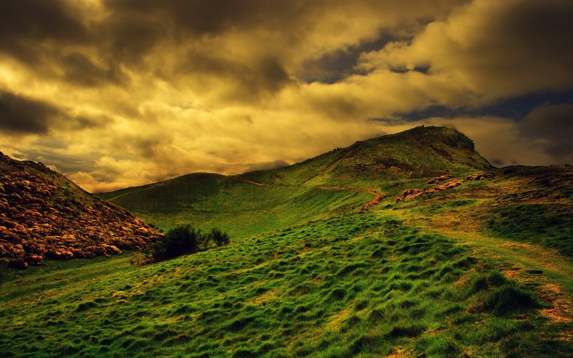 paysage coucher de soleil paysage nature ciel dehors voyage aube montagnes herbe colline montagnes arrière-plan