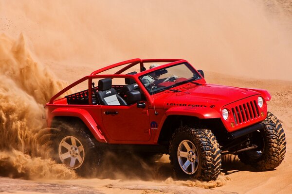 Voitures de course jeep. Course