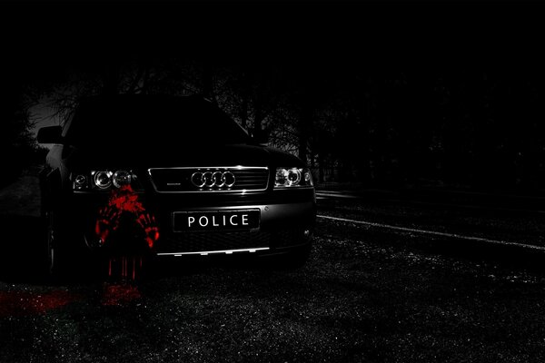 Voiture de police Audi nuit photo phares