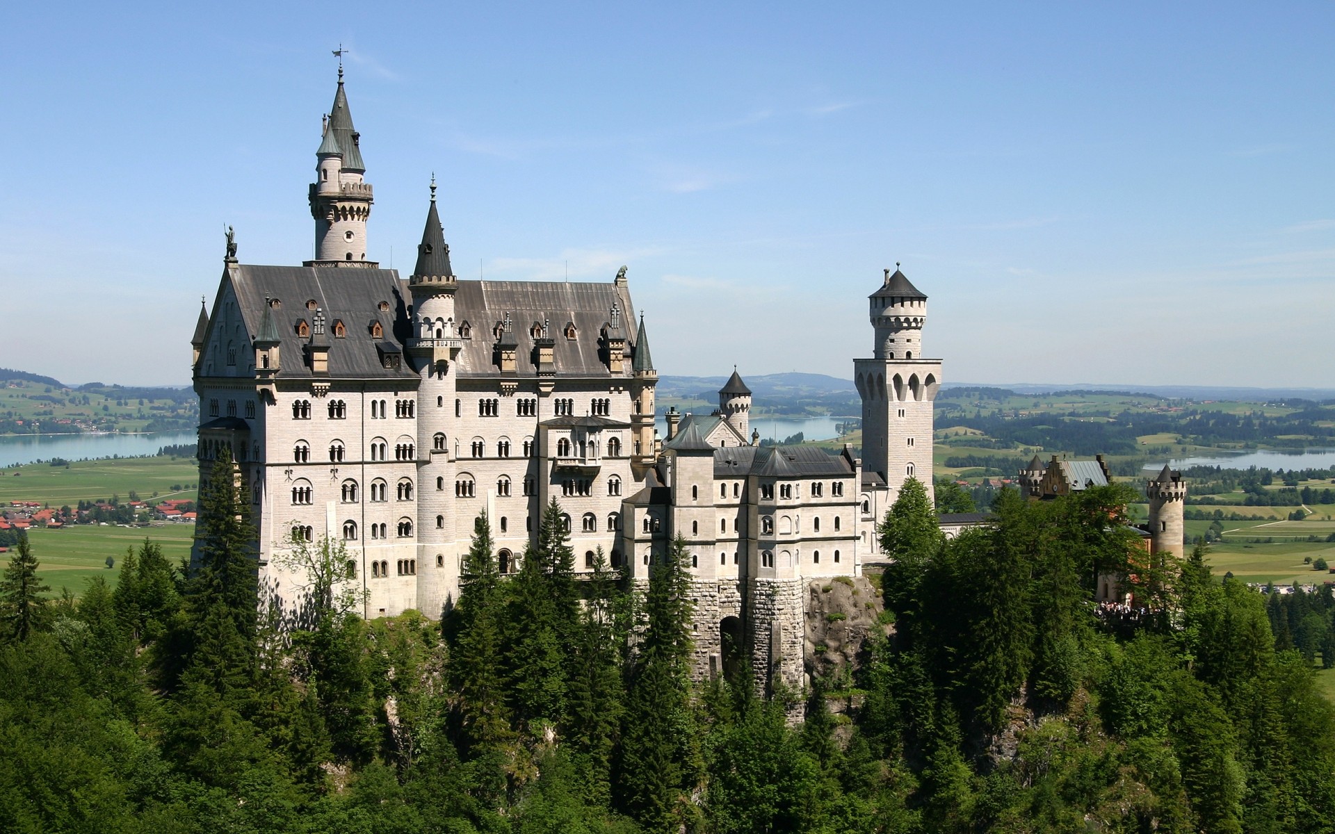 germany architecture castle gothic building tower old travel sky ancient city fortress tourism outdoors town landmark chateau fortification renaissance view background monument history