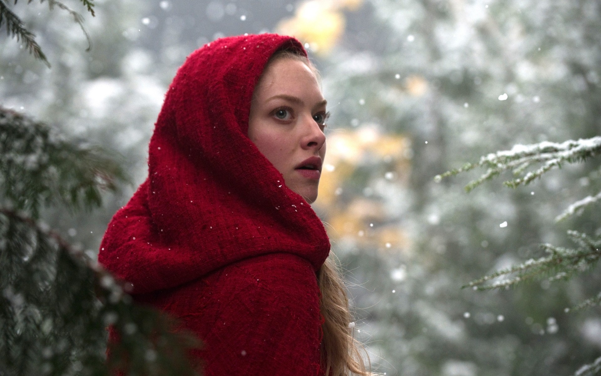 фильмы зима снег рождество холодная портрет девушка сезон мороз женщина на открытом воздухе один шарф дерево природа взрослый осень снежинка аманда сейфрид