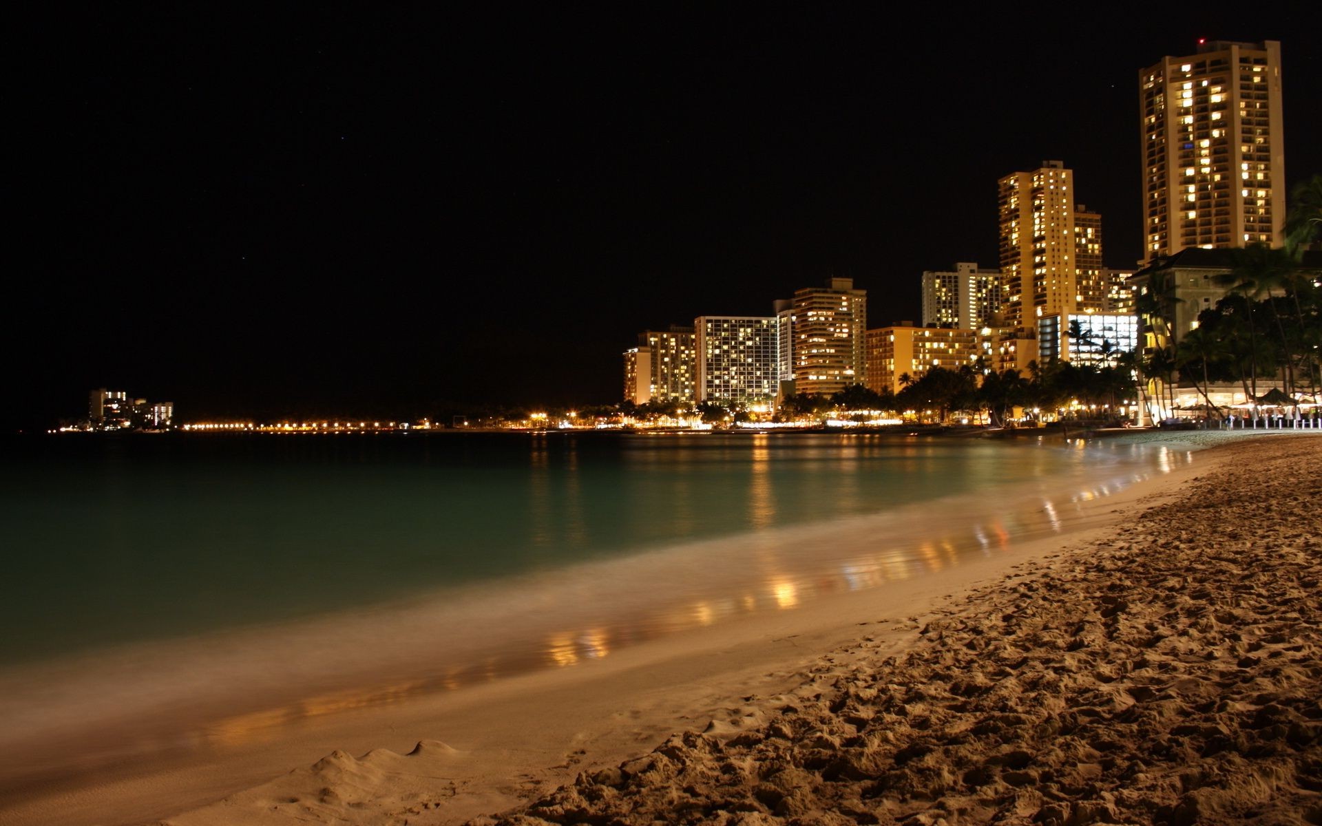 città acqua viaggi architettura spiaggia sera fiume città tramonto cielo skyline mare casa grattacielo centro città lungomare luce urbano crepuscolo