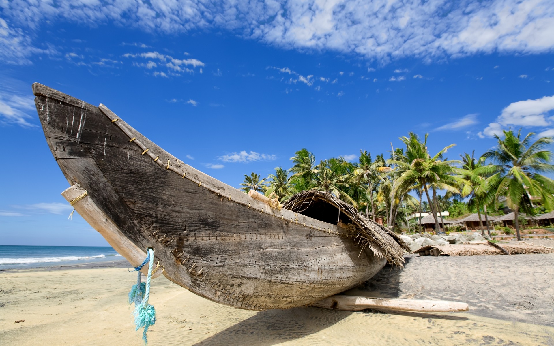 sommer strand sand tropisch reisen wasser meer ozean urlaub meer insel himmel exotisch sonne ufer boot lagune idylle entspannung palmen