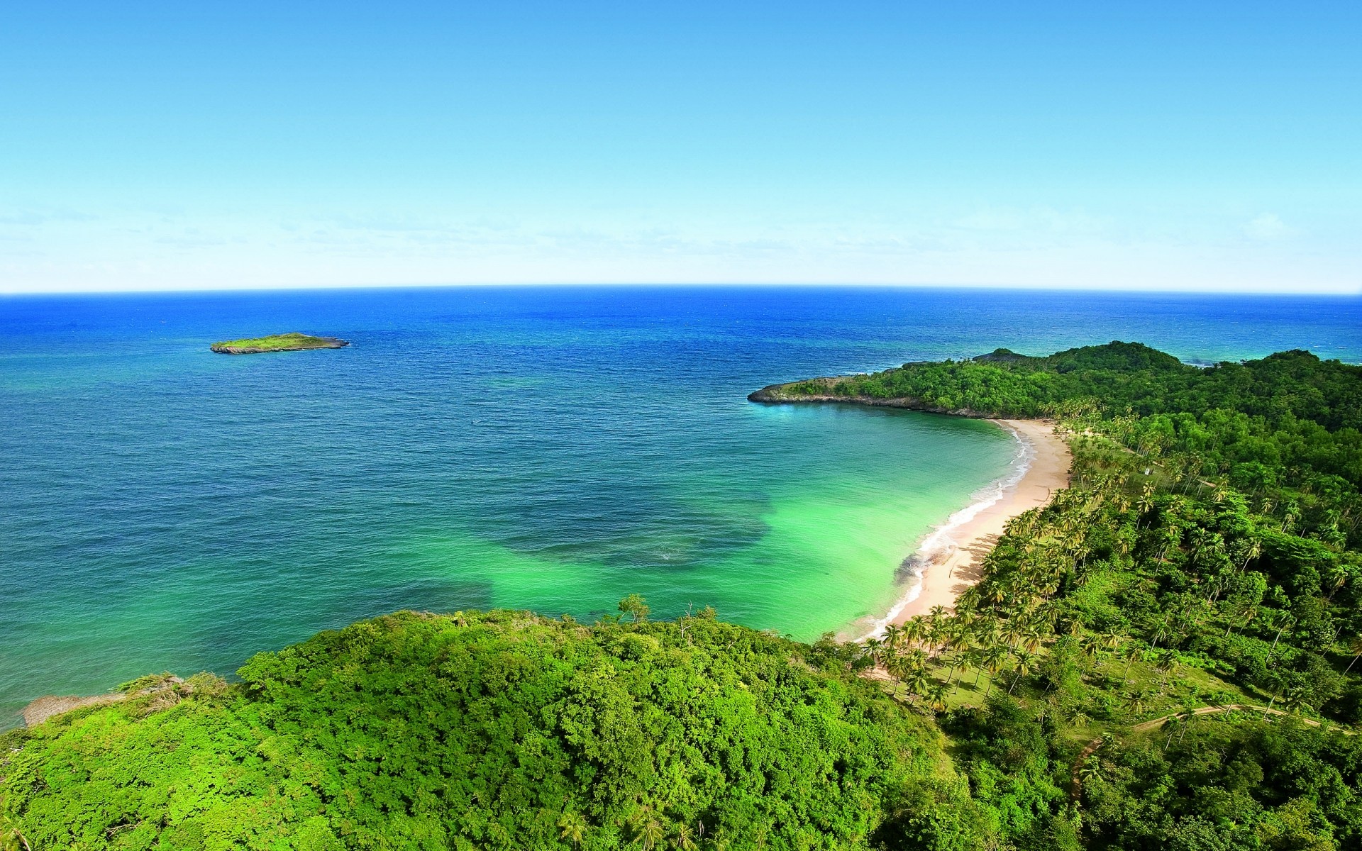 景观 水域 海洋 海滩 旅游 岛 海 海洋 夏天 热带 自然 景观 景观 天空 沙子 海湾 户外 田园诗 绿松石 风景 森林 背景