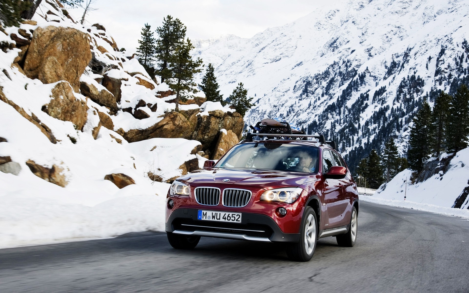 bmw neve inverno auto auto montagna azione viaggi fretta bmw x1