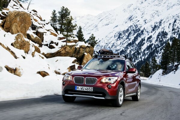 BMW Winter Schnee Auto