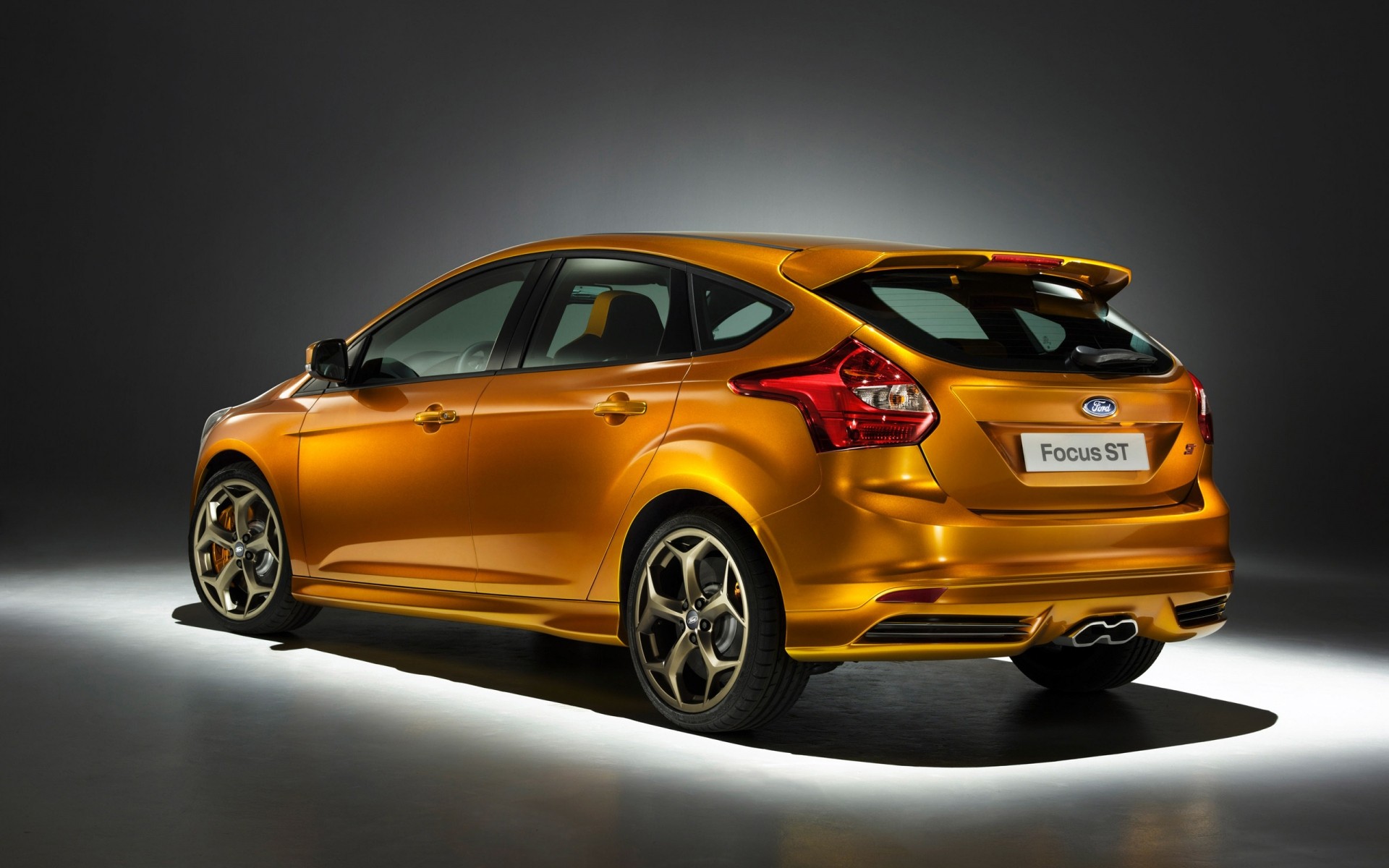 ford auto auto veloce ruote auto sistema di trasporto berlina coupé azione nigella asfalto corsa ford focus