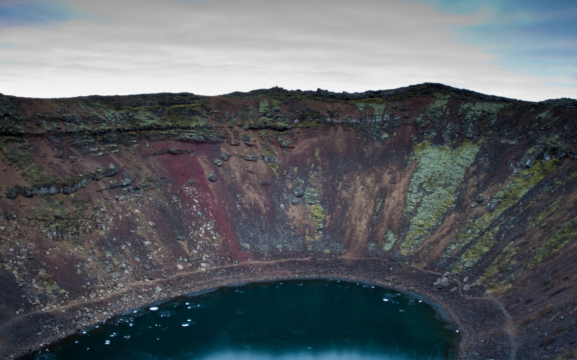 other city landscape water volcano mountain travel scenic rock daylight lake river seashore geology outdoors environment nature mine ocean sea sky volcanic crater