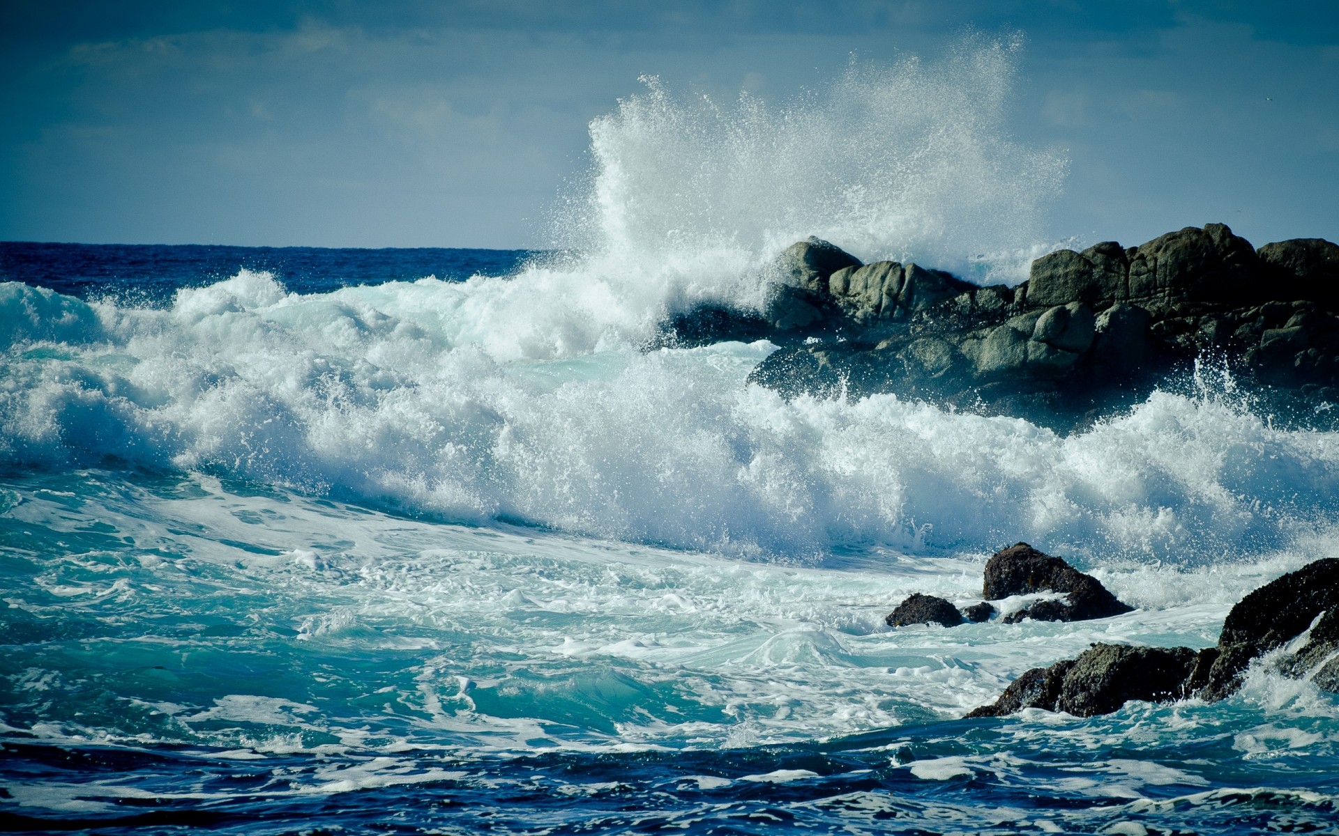 landschaft ozean wasser meer brandung welle strand meer sturm landschaft spritzen schwellen reisen landschaft bewegung wellen steine