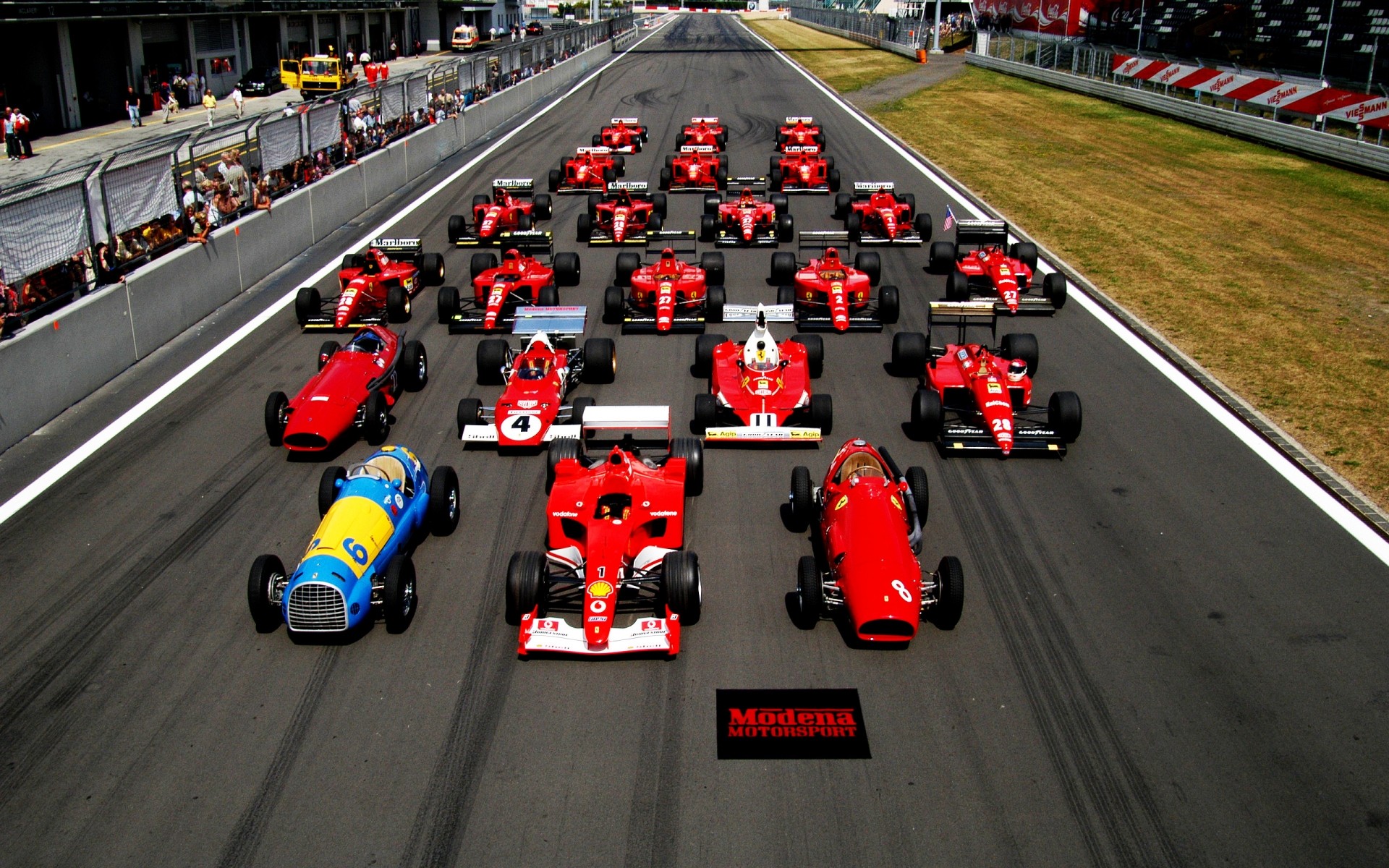 ferrari course compétition sport automobile championnat action voiture piste système de transport voiture route dépêchez-vous conduire rapide voitures sport vitesse muscle sag style