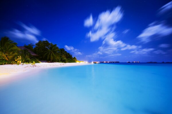 A beach with an amazingly clear sea