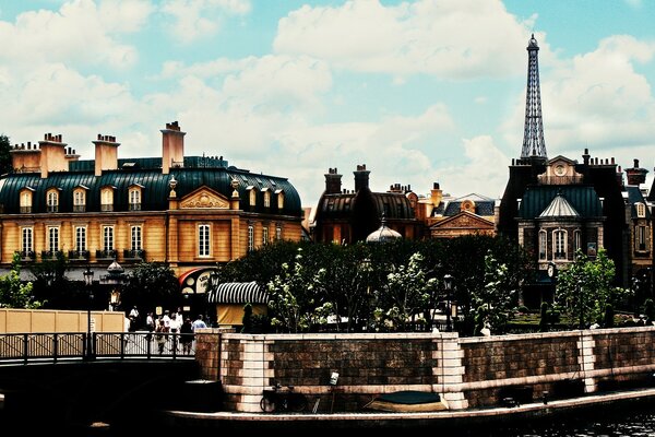 French houses, architecture of the city