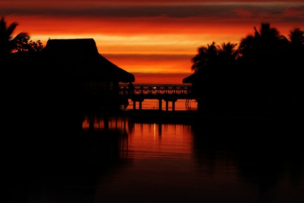 Coucher de soleil du soir. Calme, tranquillité