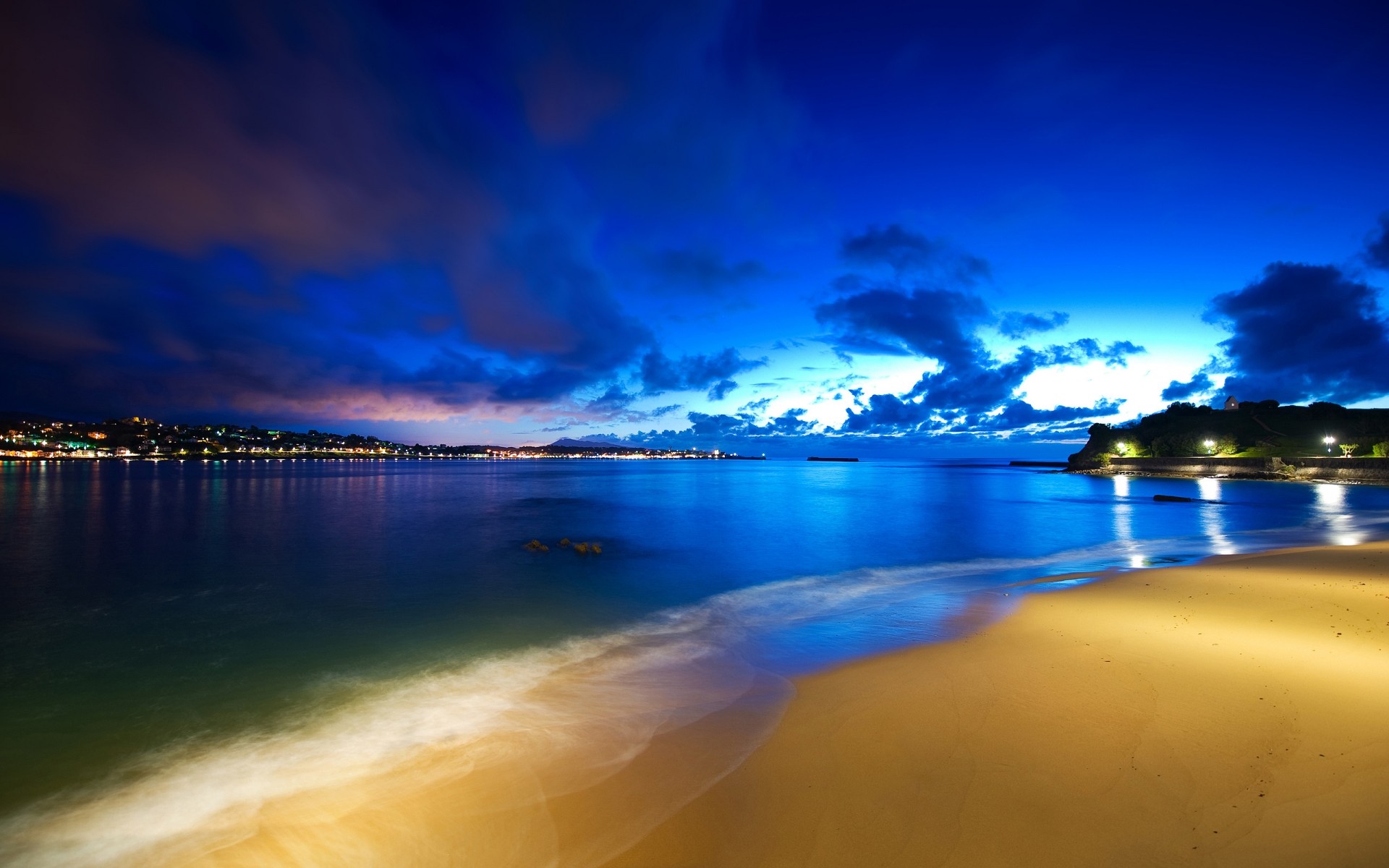 sommer wasser sonnenuntergang abend dämmerung reisen dämmerung strand ozean meer himmel sonne reflexion meer landschaft blau wolken natur