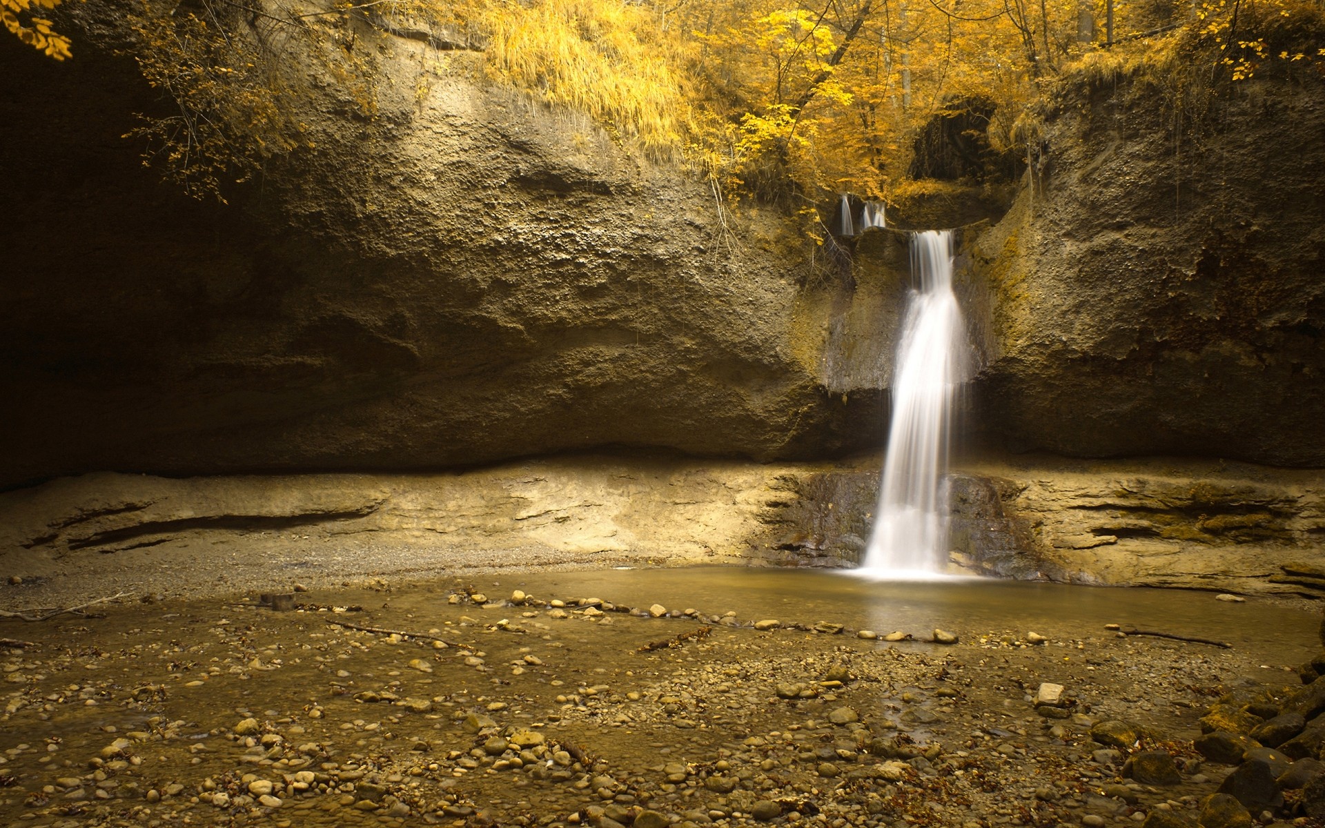 paysage eau automne nature voyage lumière humide paysage rock bois mouvement cascade grotte rivière à l extérieur arbres cascades jaune