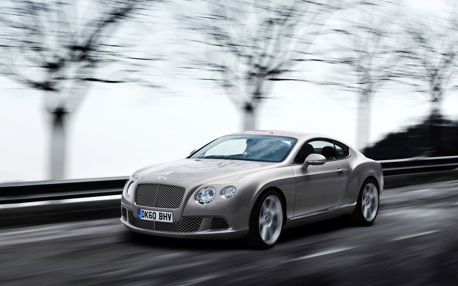 bentley voiture asphalte flou rapide voiture trottoir noir dépêchez-vous action système de transport midi automobile bentley continental gt