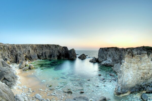 Océan mer paysage marin montagnes falaises horizon fond marin