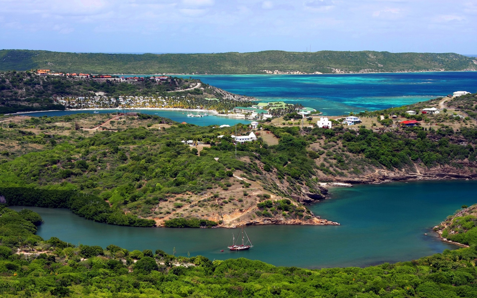 altre città acqua mare viaggi mare spiaggia isola baia all aperto paesaggio oceano luce del giorno paesaggio cielo estate natura gris