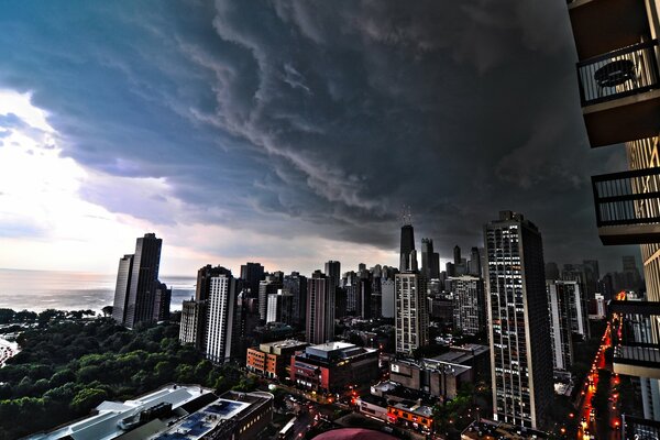 Evening city with clouds in the sky