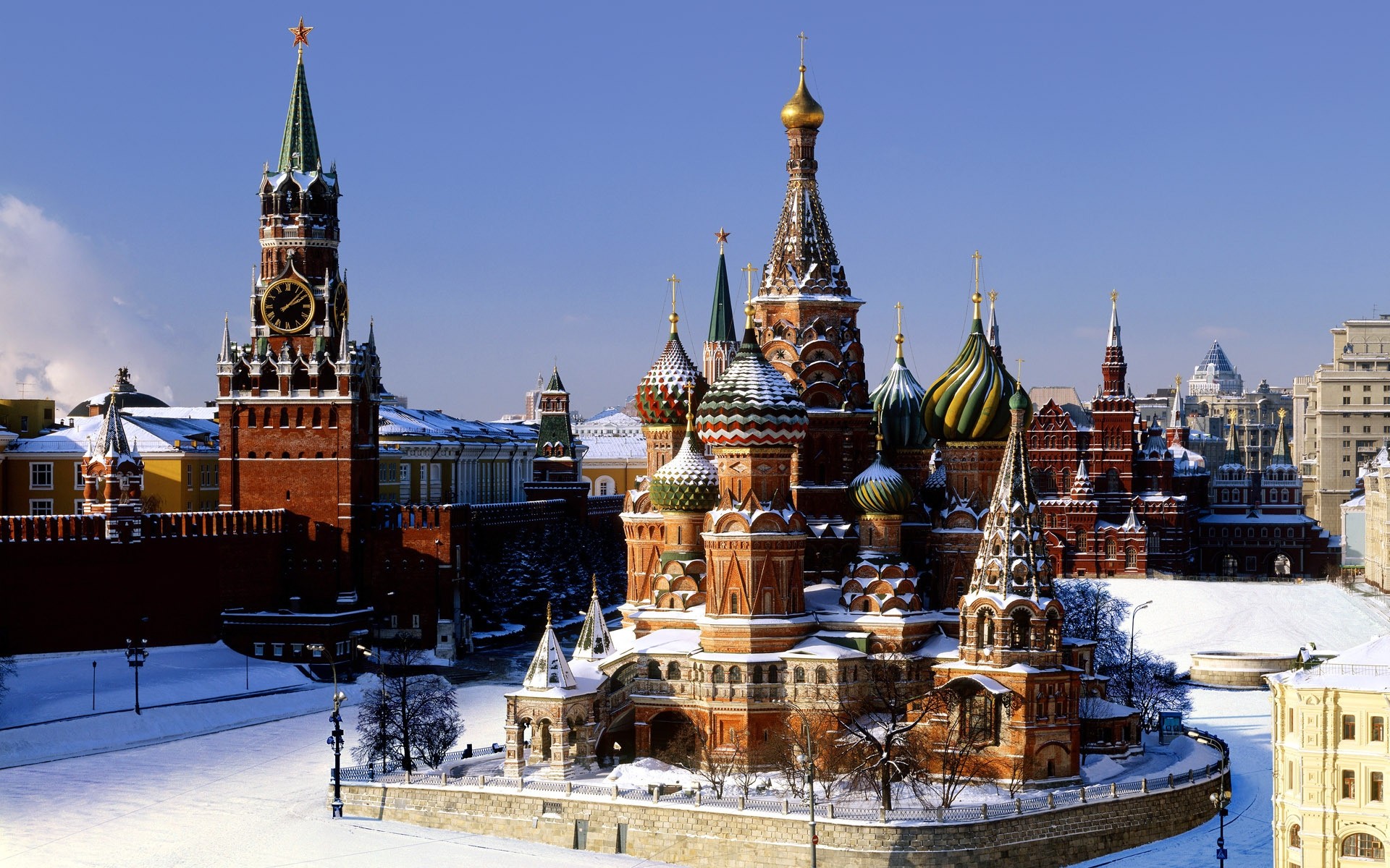 rússia arquitetura kremlin viagens casa religião igreja templo ortodoxa cidade céu ouro torre cultura ponto de interesse velho rio crepúsculo turismo antigo catedral