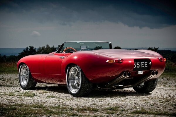 Cabriolet rouge, photo à vendre